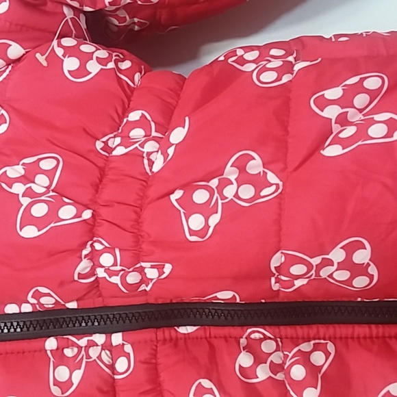 Minnie Mouse Coat With Ears - Picture 4 of 11